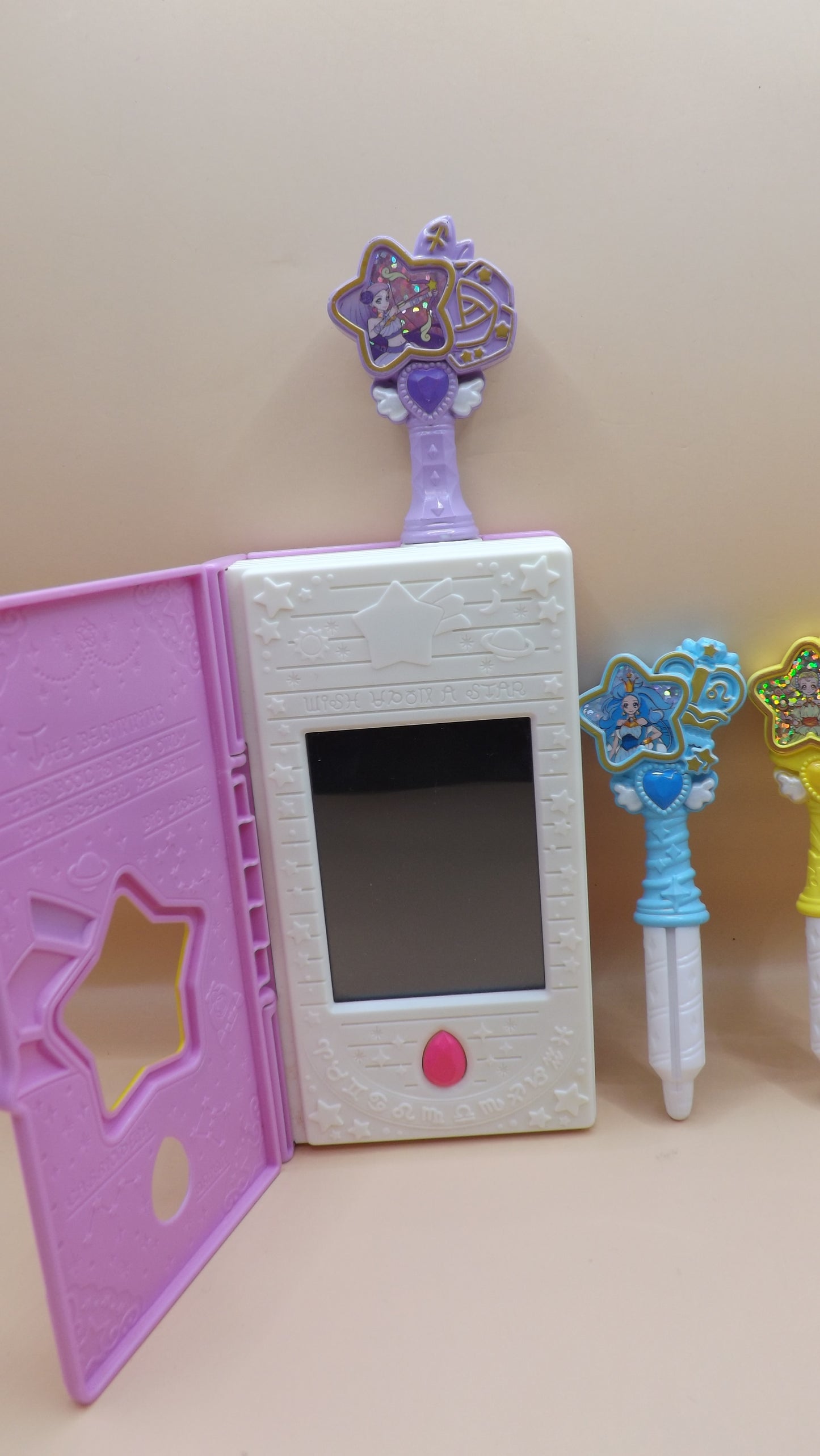Star Twinkle Precure Twinkle Book with 4 Star Colour Pens