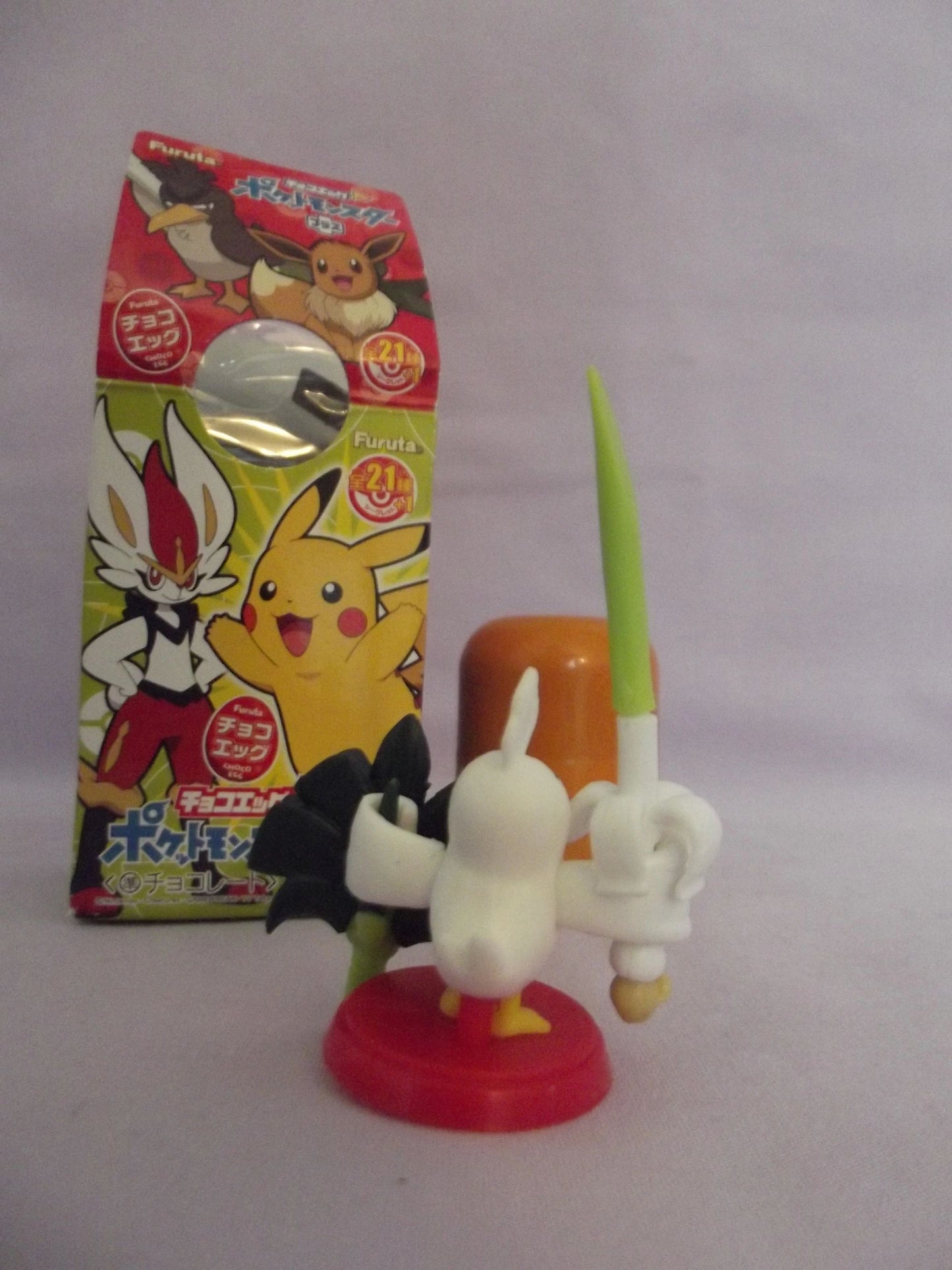 Pokemon Sirefetch'd Choco Egg Figure