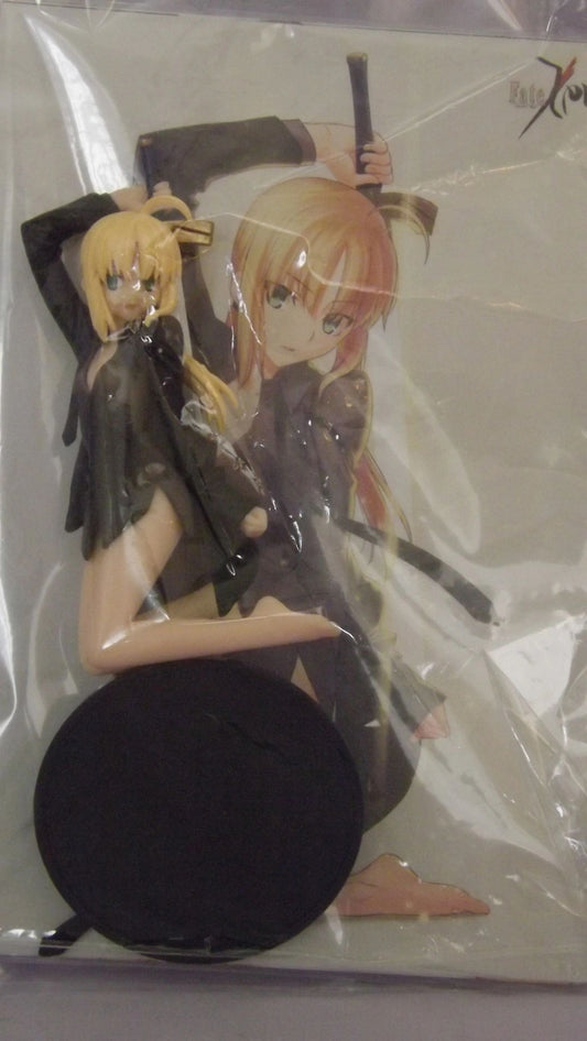 Fate/Zero - Altria Pendragon - Saber - With Postcard