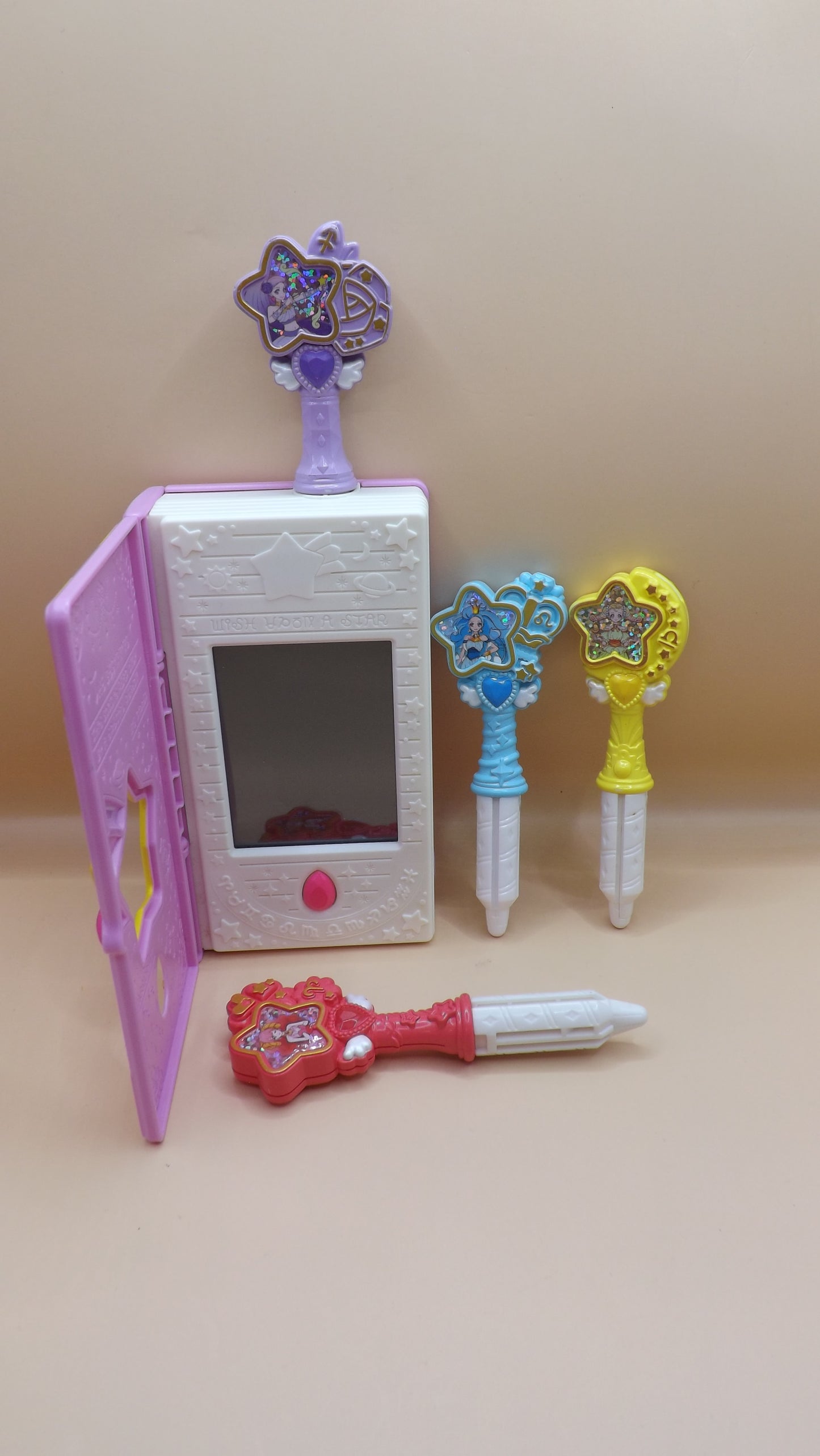 Star Twinkle Precure Twinkle Book with 4 Star Colour Pens